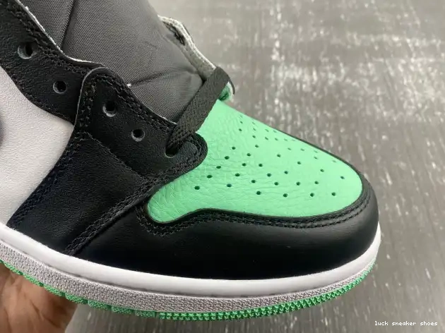 Reps LUCY High Jordan OG Green 1 Glow Air DZ5485-130 0420